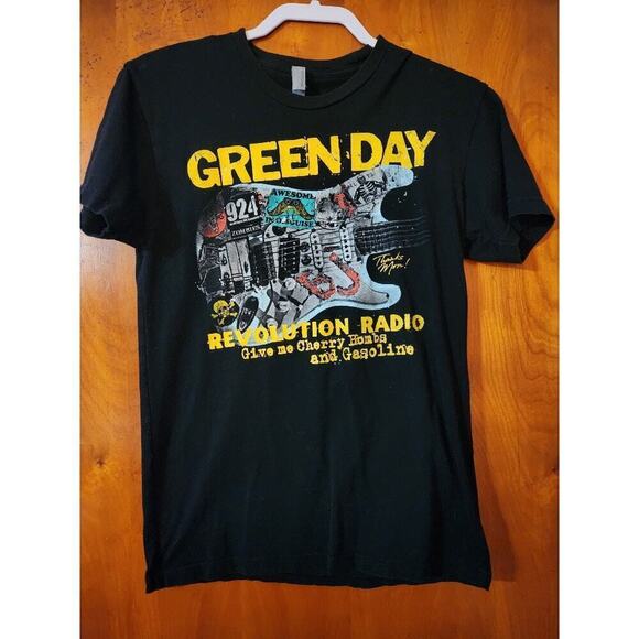 2016 Green Day Revolution Radio Album Promo Black T-Shirt - Picture 1 of 1